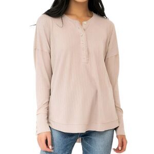 GIBSONLOOK Ruffle Trim Pointelle Knit Henley Top in Pink Dust